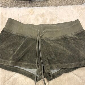 Green Athletic Shorts with Soft Fabric and Elastic Waistband